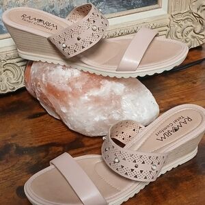 Women's Tan Wedge Sandals